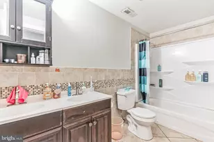 333 N 40th St, Philadelphia, PA 19104 - Photo 8