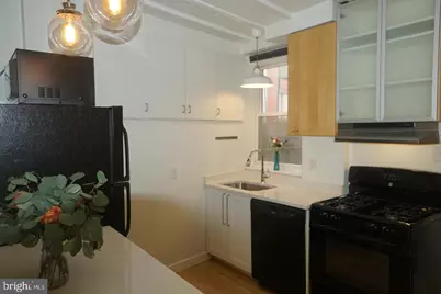 1010 New Market Street, Philadelphia, PA 19123 - Photo 24