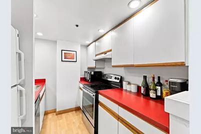 301 Race Street #215, Philadelphia, PA 19106 - Photo 18