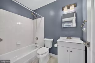 2715 Sears St, Philadelphia, PA 19146 - Photo 14