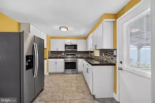 2715 Sears St, Philadelphia, PA 19146 - Photo 4