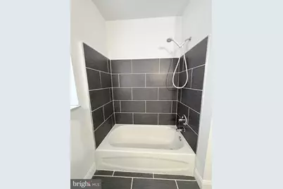 2524 S Darien Street, Philadelphia, PA 19148 - Photo 8