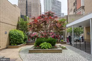 1919 Chestnut St, Philadelphia, PA 19103 - Photo 2