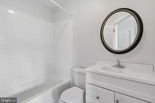 651 N 33rd St, Philadelphia, PA 19104 - Photo 4