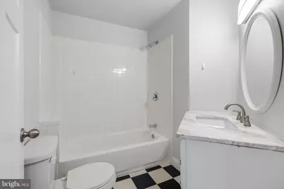 651 N 33rd Street #3, Philadelphia, PA 19104 - Photo 28