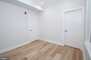 810 N Uber St, Philadelphia, PA 19130 - Photo 36