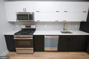 810 N Uber St, Philadelphia, PA 19130 - Photo 12