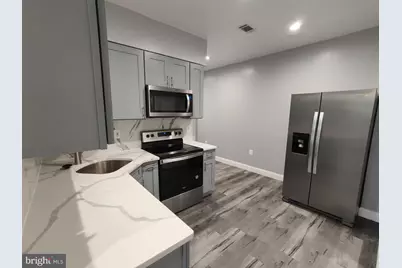 700 N Marshall Street #C2, Philadelphia, PA 19123 - Photo 6
