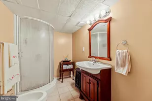 1979 Lardner St, Philadelphia, PA 19149 - Photo 28