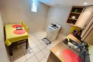 907 Church Ln, Philadelphia, PA 19138 - Photo 18