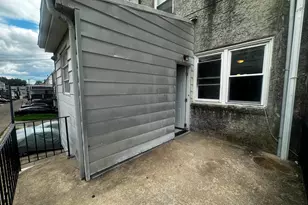 1155 Atwood Rd, Philadelphia, PA 19151 - Photo 16