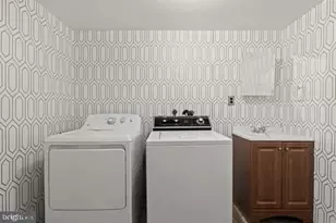 2617 South St, Philadelphia, PA 19146 - Photo 26