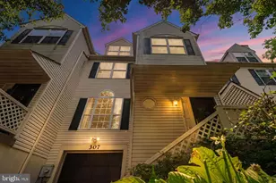 307 Thyme Ln, Philadelphia, PA 19128 - Photo 2