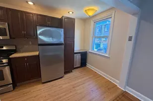 7334 Woodcrest Ave, Philadelphia, PA 19151 - Photo 12