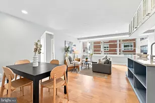 1810 Rittenhouse Square, Philadelphia, PA 19103 - Photo 2