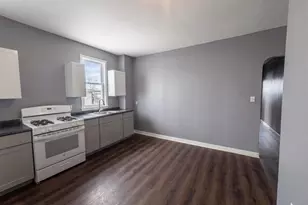 432 S 57th St, Philadelphia, PA 19143 - Photo 4