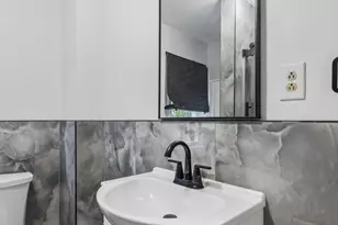 110 Pollard St, Philadelphia, PA 19123 - Photo 20