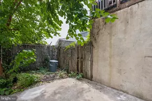 110 Pollard St, Philadelphia, PA 19123 - Photo 6