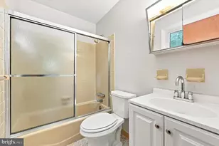 1035 W Allens Ln, Philadelphia, PA 19119 - Photo 20
