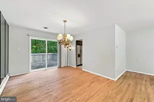 1035 W Allens Ln, Philadelphia, PA 19119 - Photo 8