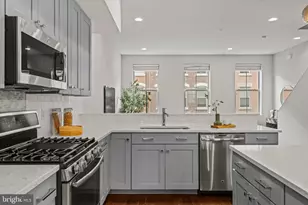 1415 S Lawrence Terrace, Philadelphia, PA 19147 - Photo 2