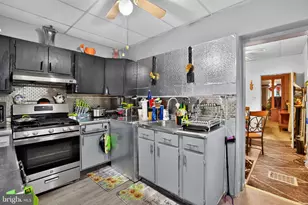 2556 N 18th St, Philadelphia, PA 19132 - Photo 8