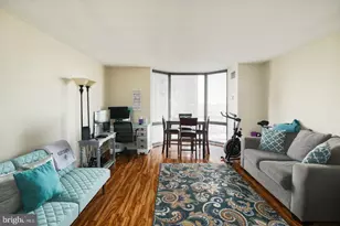 2018 Walnut St, Philadelphia, PA 19103 - Photo 4