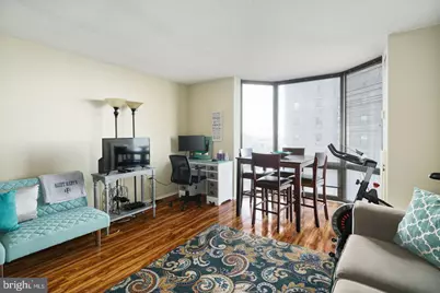 2018 Walnut Street #17F, Philadelphia, PA 19103 - Photo 6