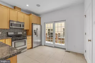 1003 N 3rd St, Philadelphia, PA 19123 - Photo 8