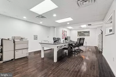 813 N 5th Street, Philadelphia, PA 19123 - Photo 8