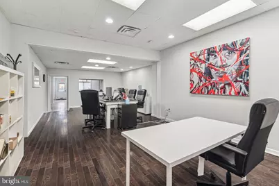 813 N 5th Street, Philadelphia, PA 19123 - Photo 10