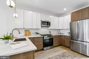 2708 Latona St, Philadelphia, PA 19146 - Photo 12