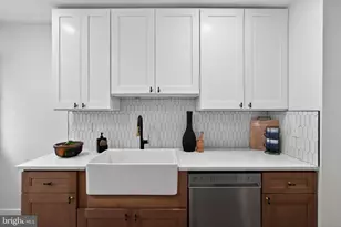 2536 S Philip St, Philadelphia, PA 19148 - Photo 12