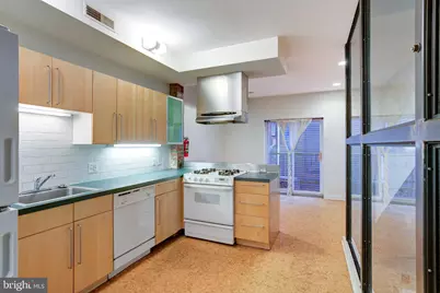 706 N 2nd Street #A, Philadelphia, PA 19123 - Photo 2