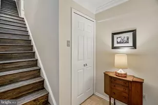 16 St James Ct, Philadelphia, PA 19106 - Photo 2
