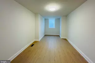 2546 S 9th St, Philadelphia, PA 19148 - Photo 28