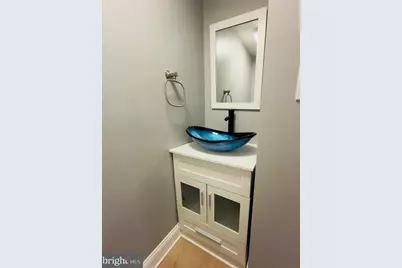 2546 S 9th St, Philadelphia, PA 19148 - Photo 14