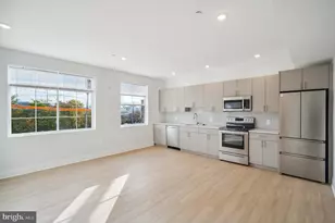 646 N 32nd St, Philadelphia, PA 19104 - Photo 2