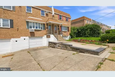 10228 W Keswick Road, Philadelphia, PA 19114 - Photo 2