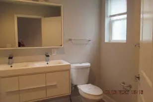 1914 Mountain St, Philadelphia, PA 19145 - Photo 8