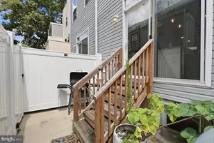 1746 Waterloo St, Philadelphia, PA 19122 - Photo 36