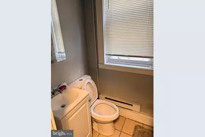 1425 W Cayuga Street, Philadelphia, PA 19140 - Photo 12