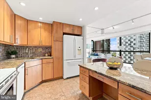 233 S 6th St, Philadelphia, PA 19106 - Photo 12