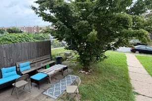 2156 Glenview St, Philadelphia, PA 19149 - Photo 2