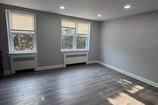 1309 W Rockland St, Philadelphia, PA 19141 - Photo 4