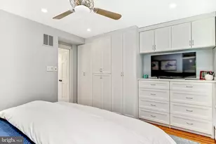 2117 Brandywine St, Philadelphia, PA 19130 - Photo 32