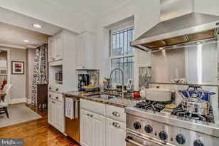 2117 Brandywine St, Philadelphia, PA 19130 - Photo 16