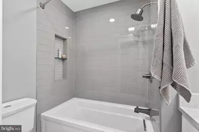 2131 E Firth Street #1, Philadelphia, PA 19125 - Photo 16
