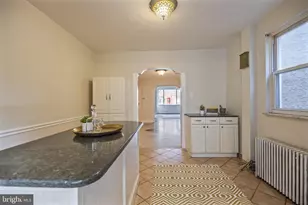1646 S 13th St, Philadelphia, PA 19148 - Photo 8