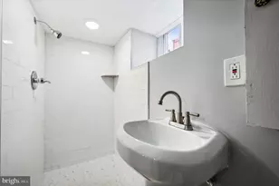 1714 Watkins St, Philadelphia, PA 19145 - Photo 14